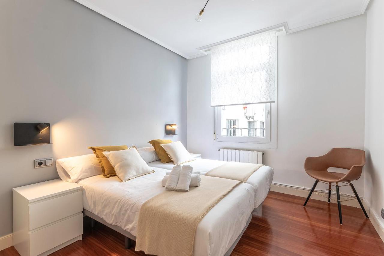 Apartamento La Alameda De Indautxu Bilbao Exterior photo