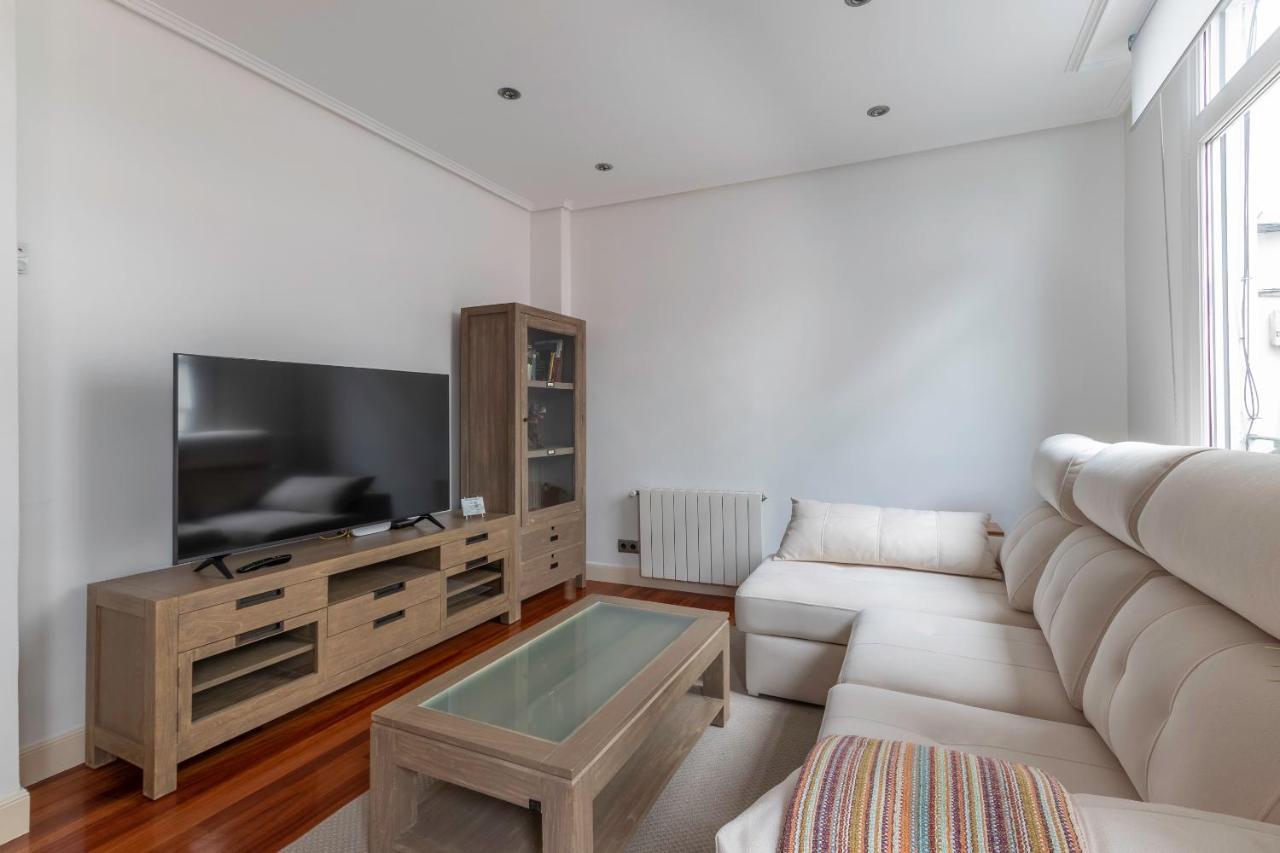 Apartamento La Alameda De Indautxu Bilbao Exterior photo