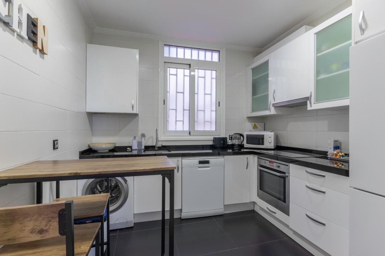 Apartamento La Alameda De Indautxu Bilbao Exterior photo
